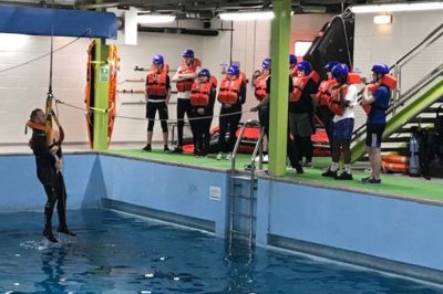 web Unknown 7 400x266 - Aviation Students do Emergency Water Drills Training alt