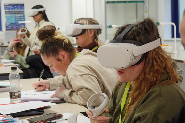 Access to HR VR