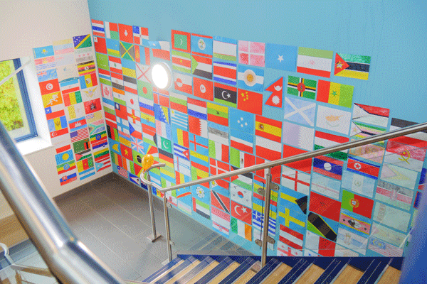 200 flags