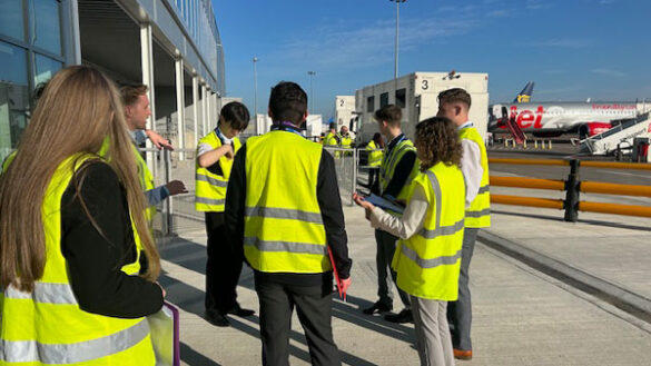 Students Enjoy Range of Airport Visits - 414556