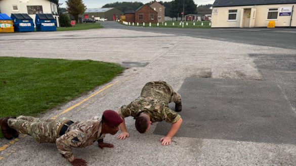Students Start College Year with Army Experience - 417383